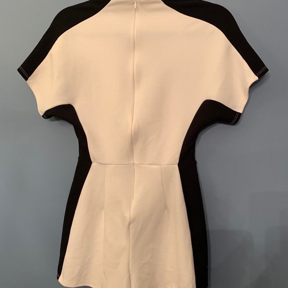 Urban Outfitters Romper - Picture 3 of 3